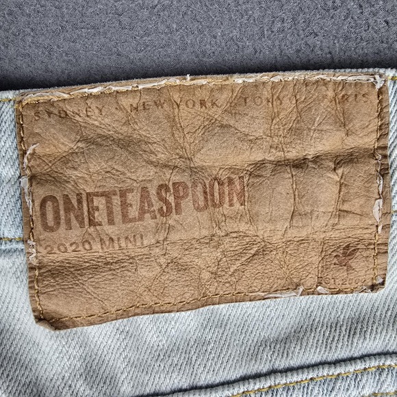 One Teaspoon Skirt Womens 32 Light Wash 2020 Mini Denim Jean Button Fly Distress - Picture 11 of 11